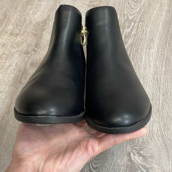 NWT Liz Claiborne Black Roycen Block Heel Bootie Ankle Boots 8M - Picture 13 of 16